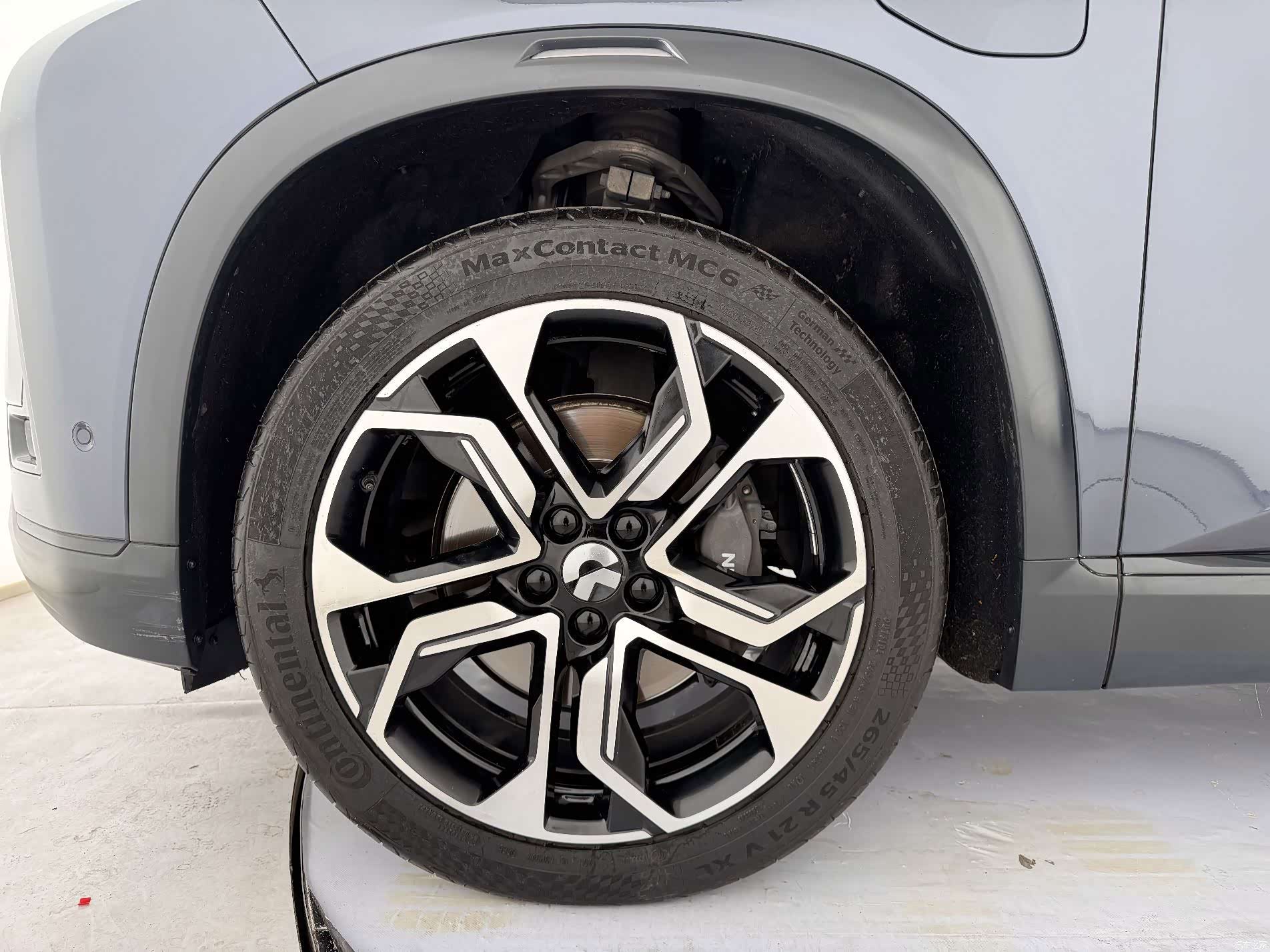 NIO ES8, 2021 11