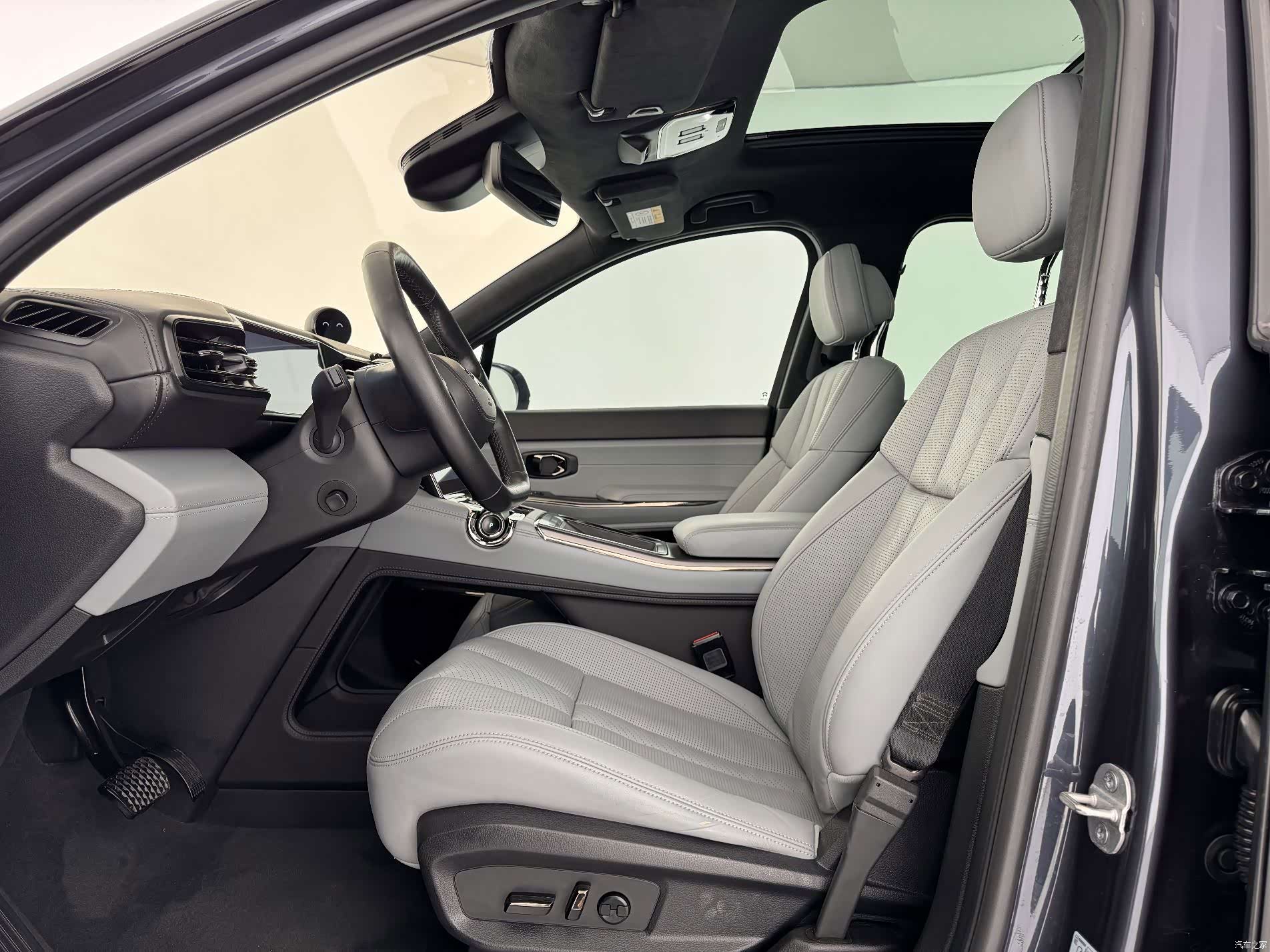 NIO ES8, 2021 7