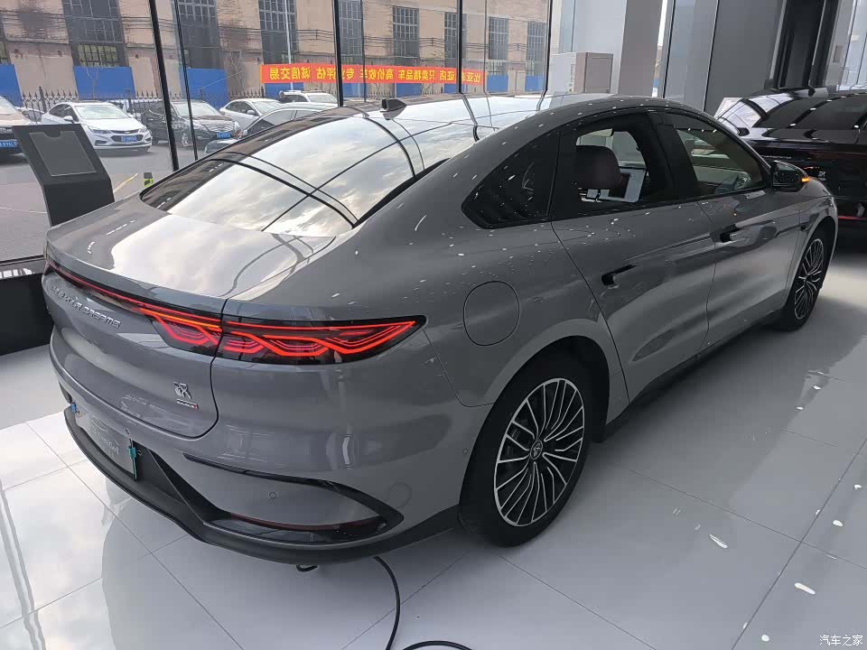 BYD Han, 2025 4