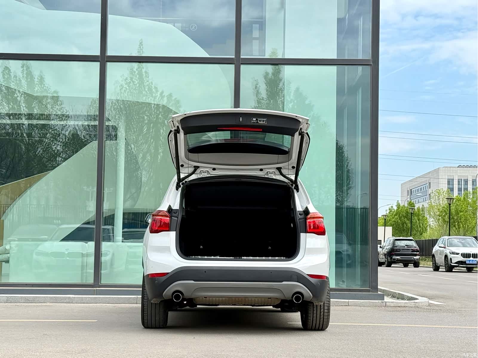 BMW X1, 2019 все фото