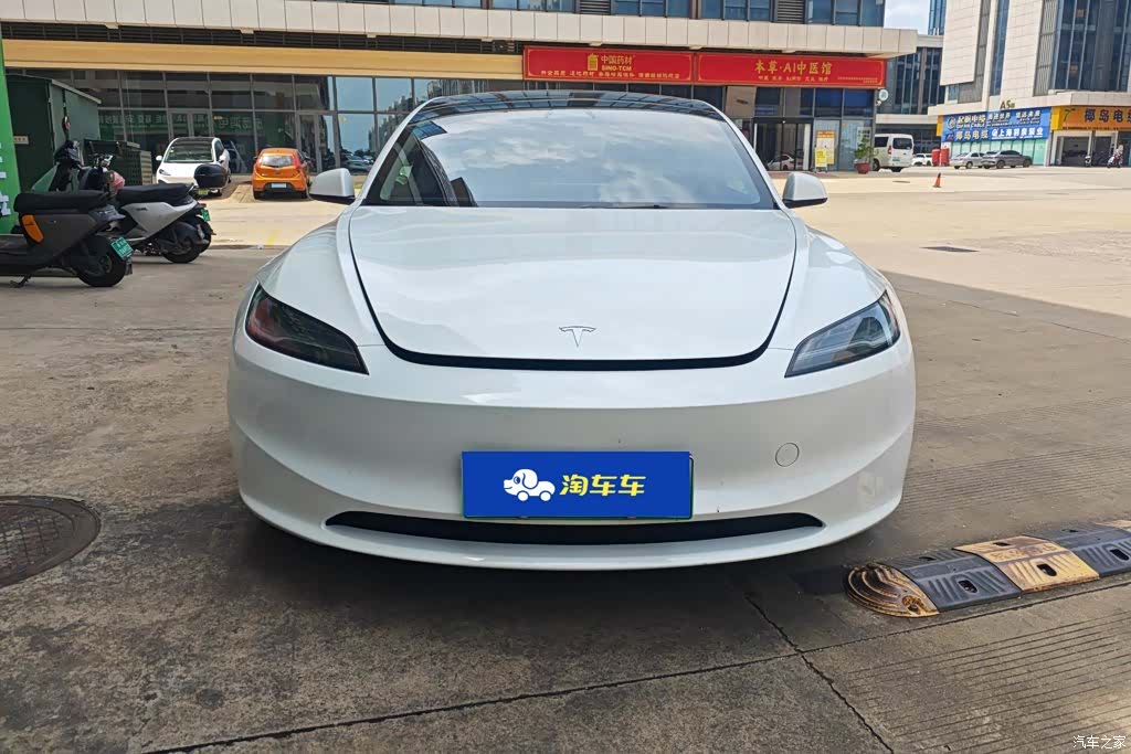Tesla Model 3, 2024 2