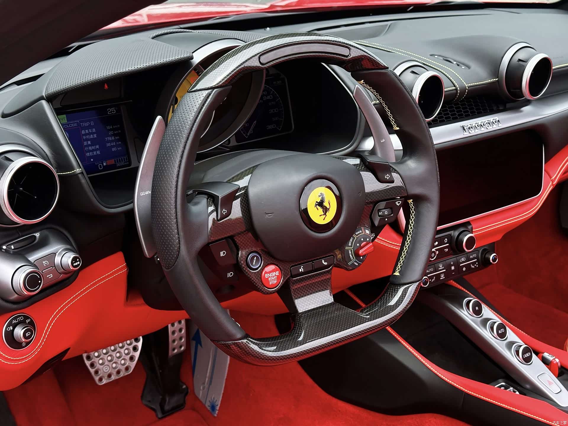 Ferrari Portofino, 2023 12