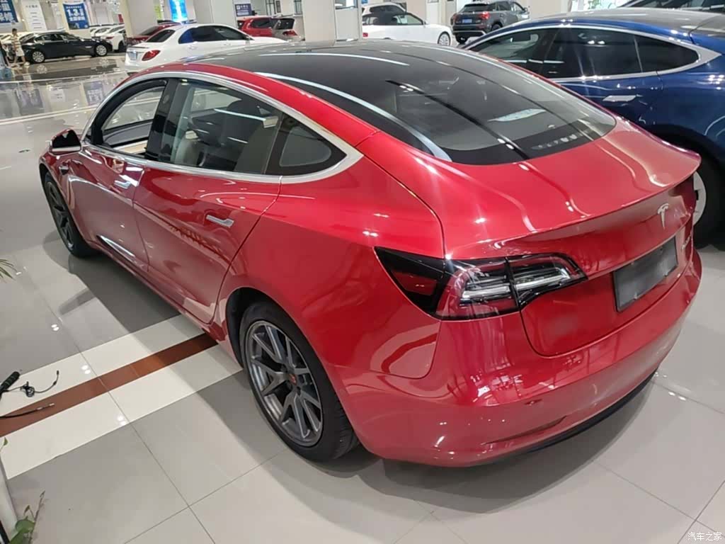 Tesla Model 3, 2020 все фото