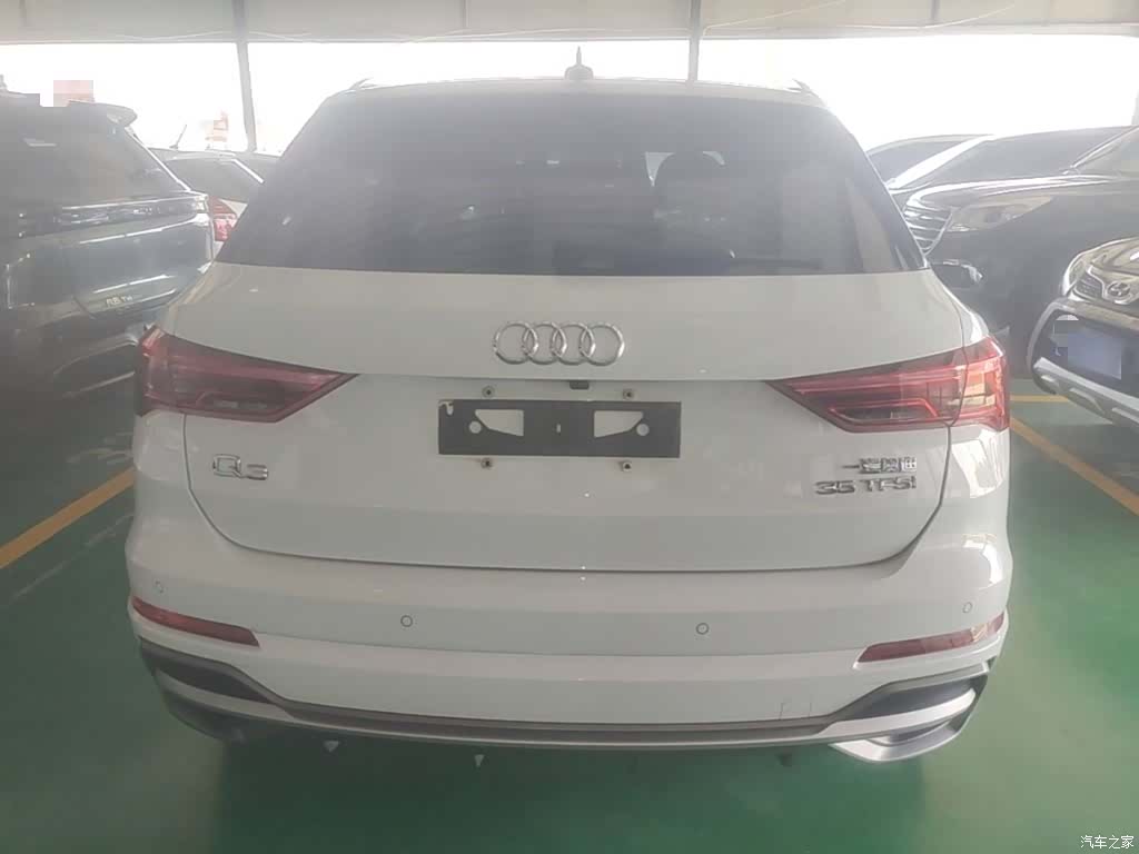 Audi Q3, 2022 6