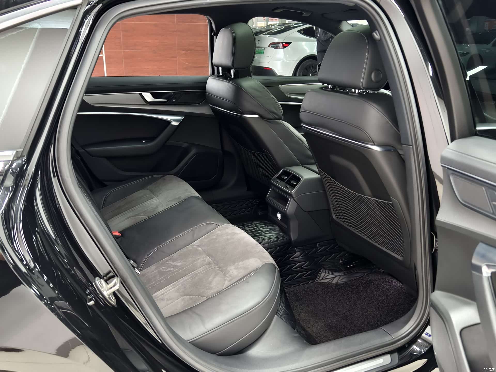 Audi A6L, 2020 10