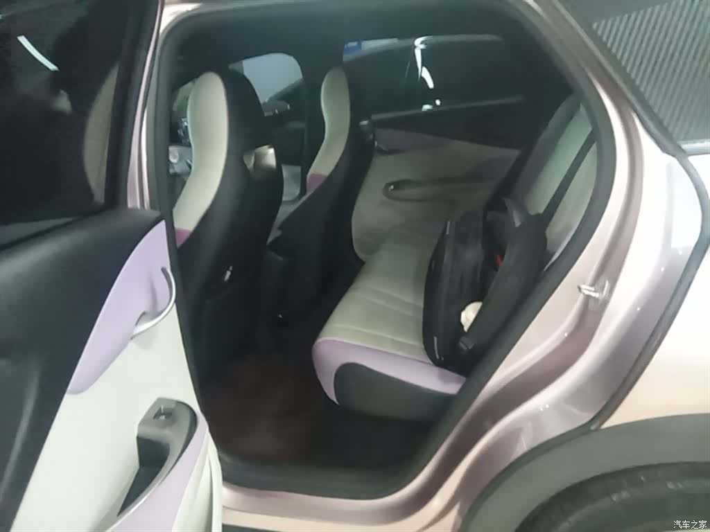 BYD Dolphin, 2021 17