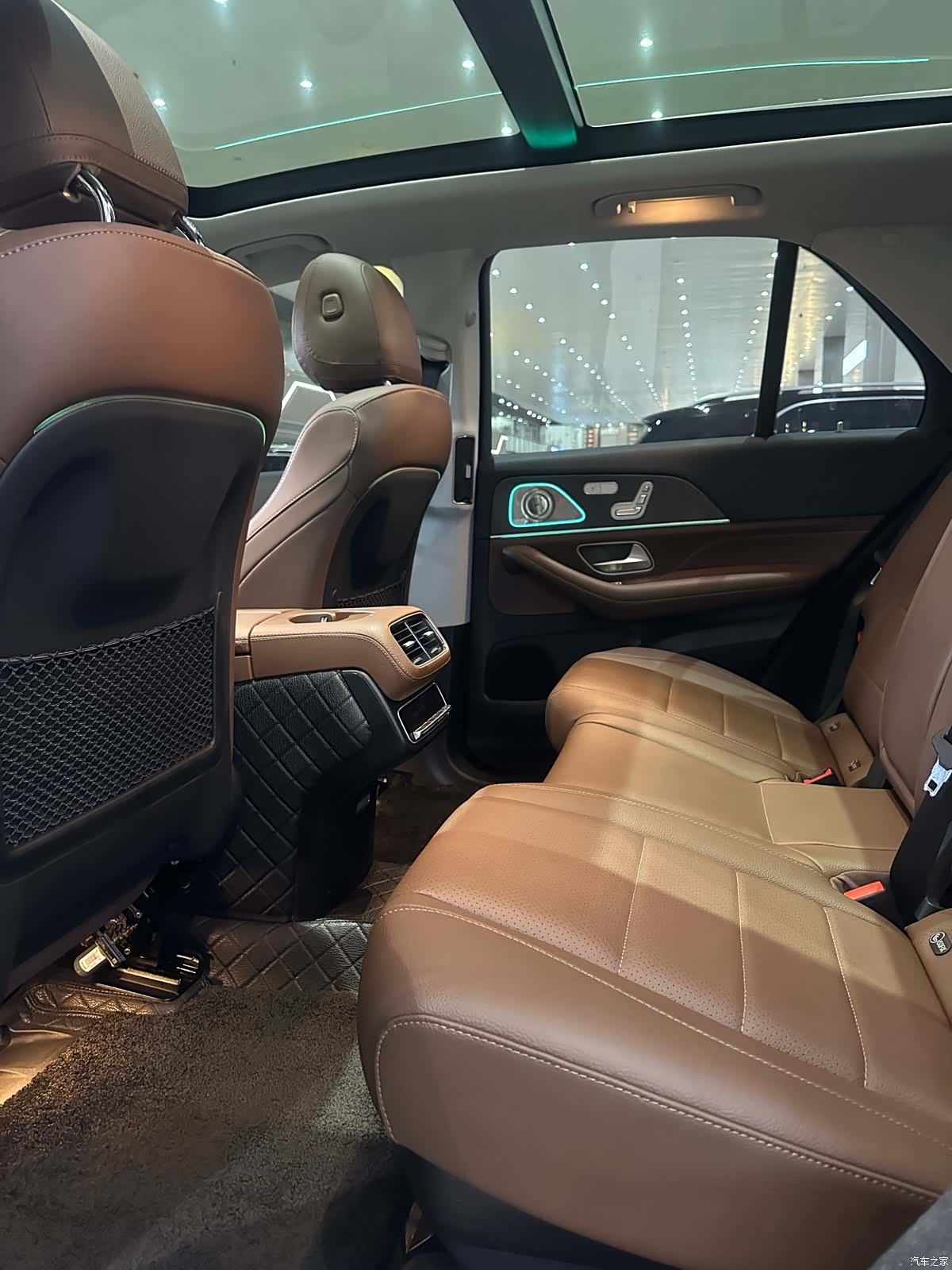 Mercedes-Benz GLE, 2024 все фото