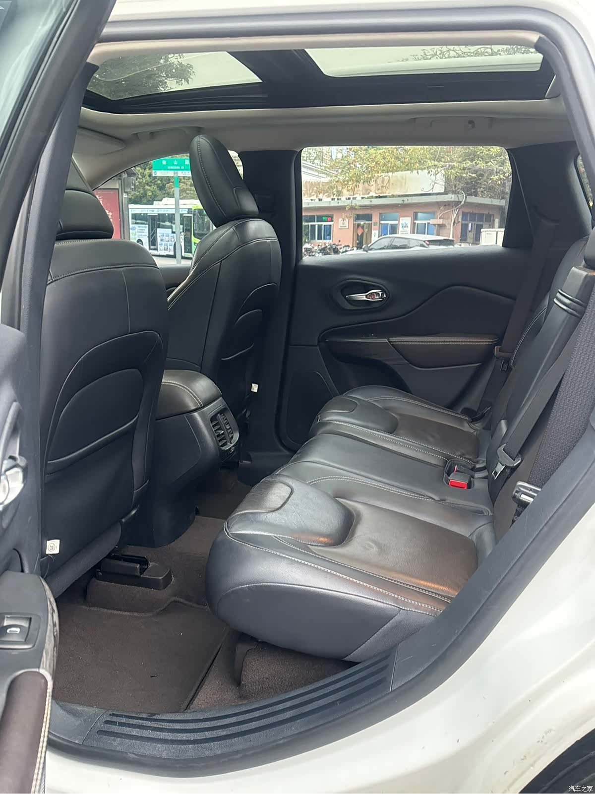 Jeep Cherokee, 2017 все фото