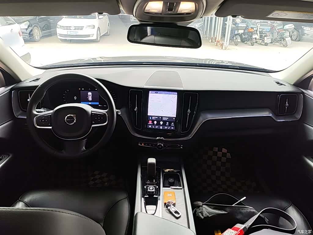Volvo XC60, 2022 10