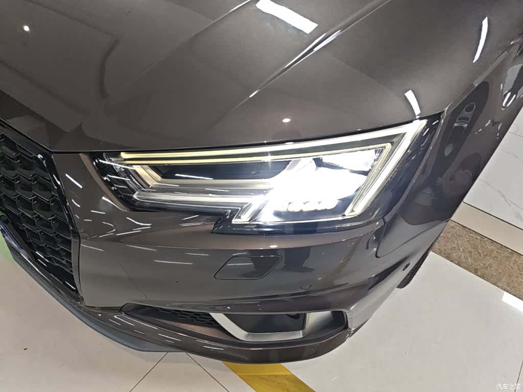 Audi A4L, 2020 24