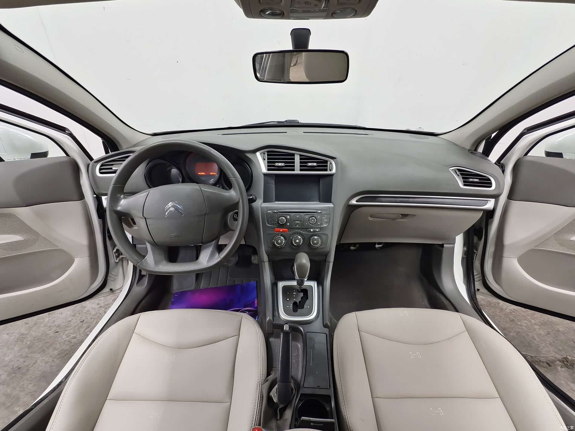 Citroen C4, 2013 9