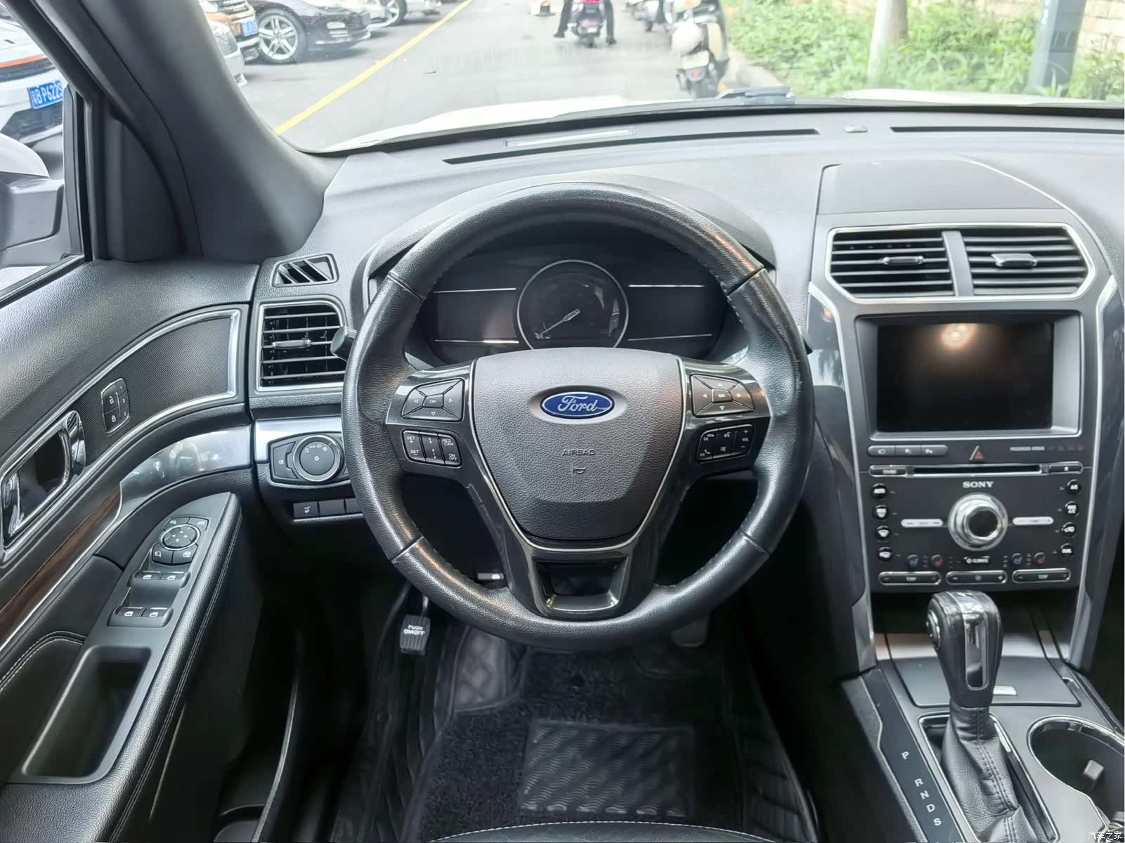 Ford Explorer, 2019 21
