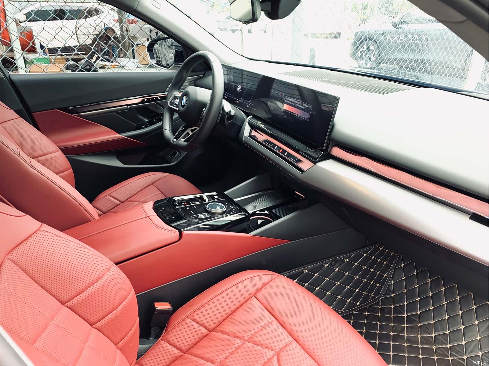 BMW 5 Series, 2025 7