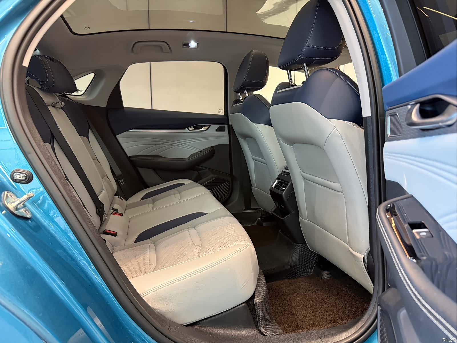 Geely Preface, 2020 9