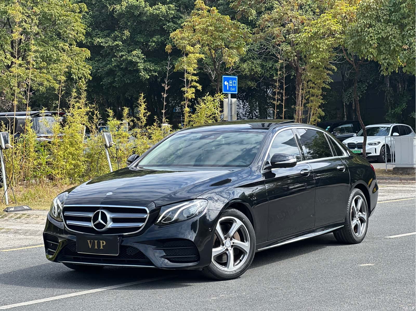 Mercedes-Benz E-Class, 2017 1