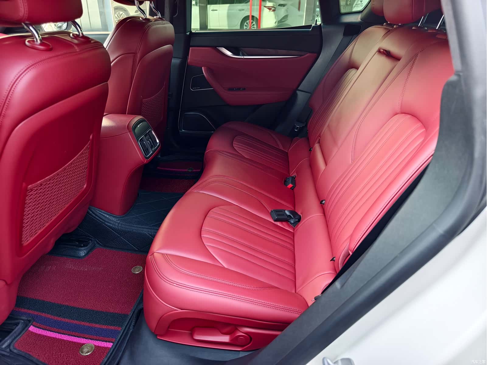 Maserati Levante, 2017 6