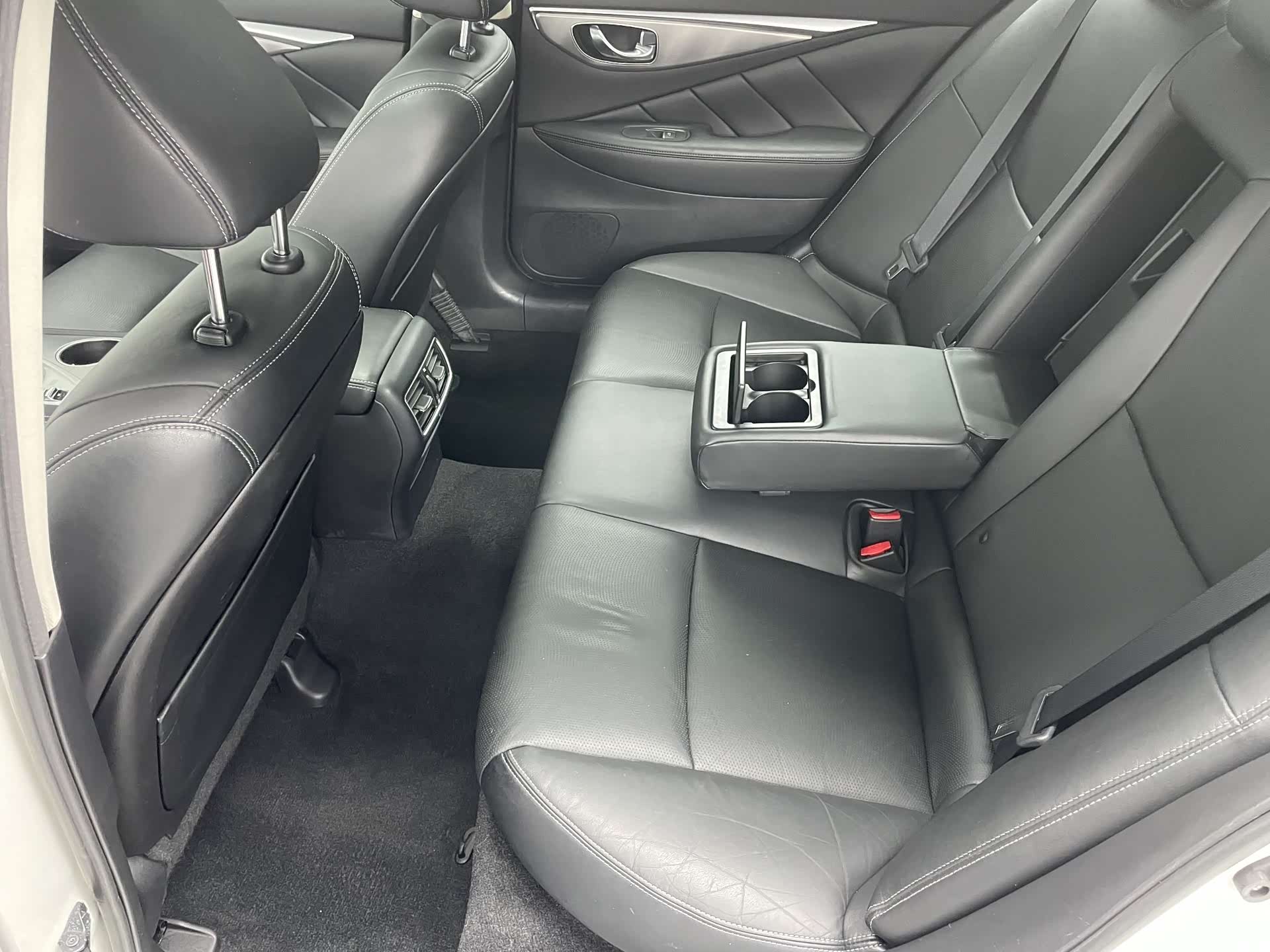 Infiniti Q50, 2016 13