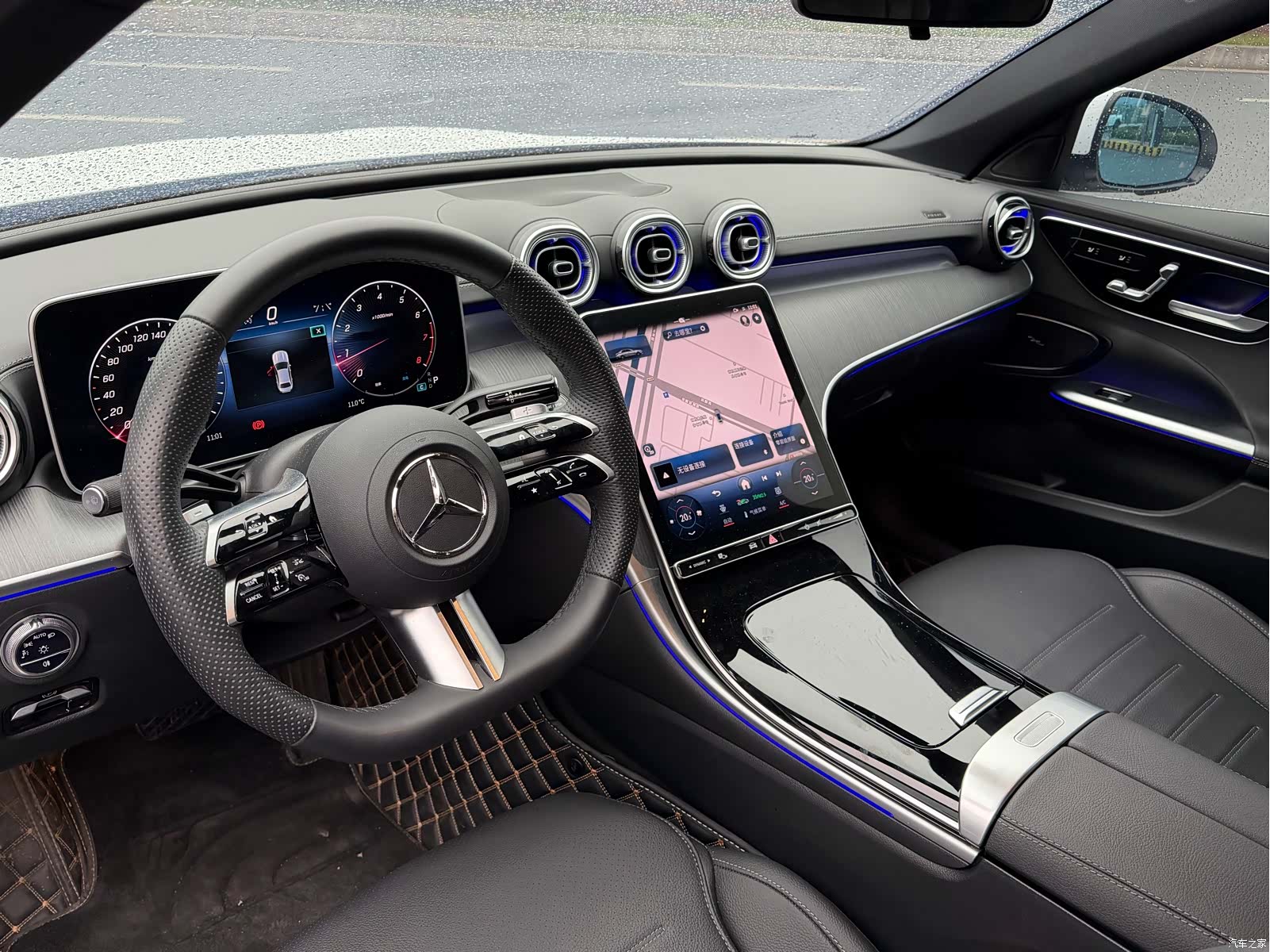 Mercedes-Benz C-Class, 2024 3