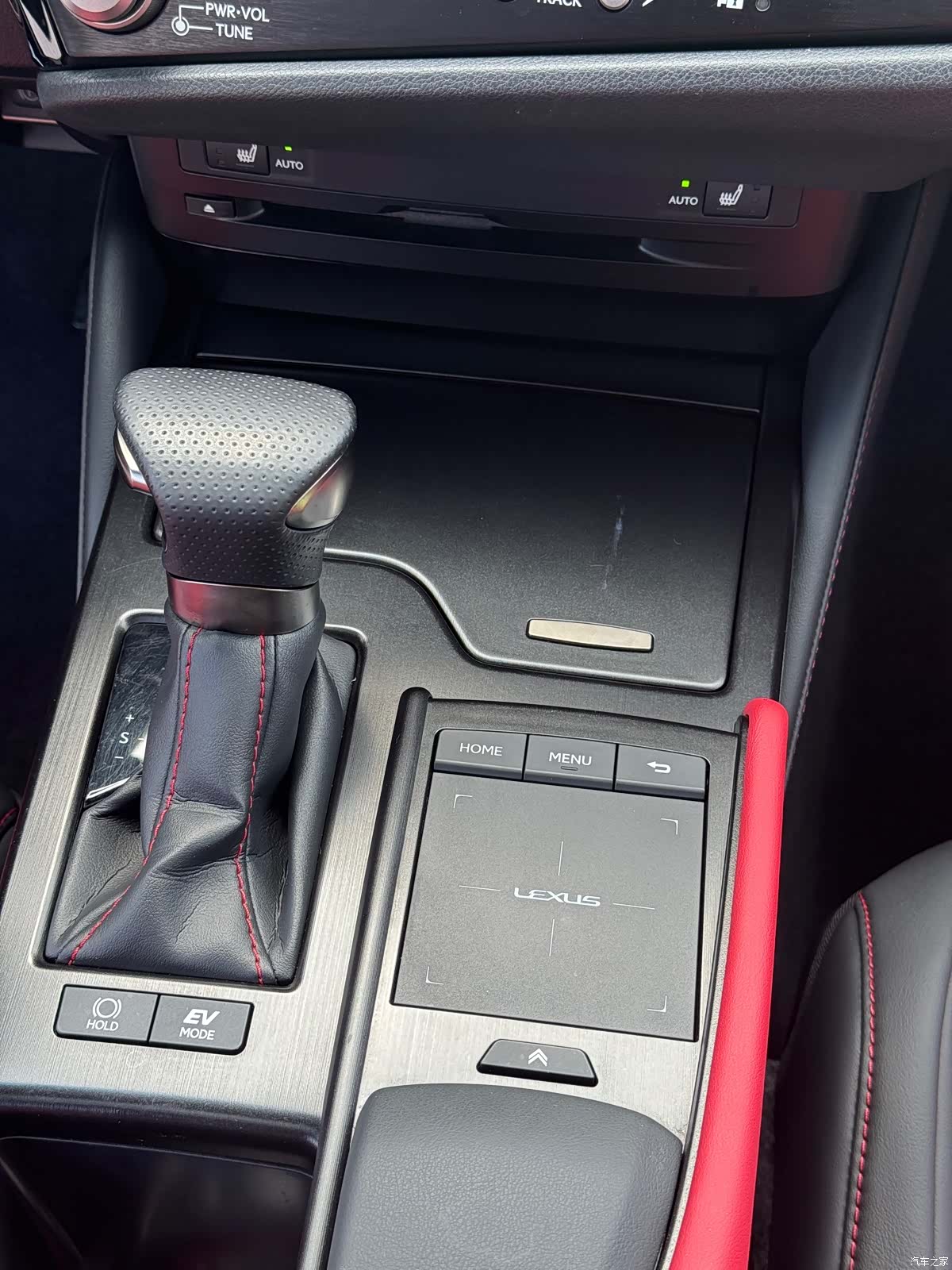 Lexus ES, 2021 10