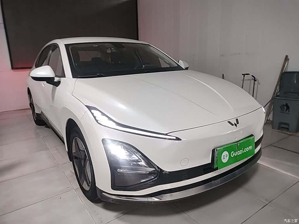 Wuling E5, 2024 4