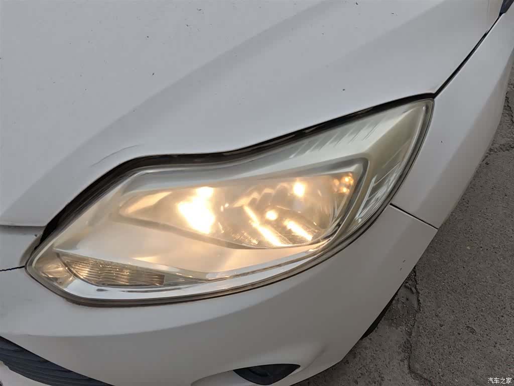Ford Focus, 2015 24
