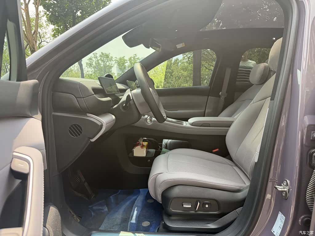NIO EC6, 2025 15