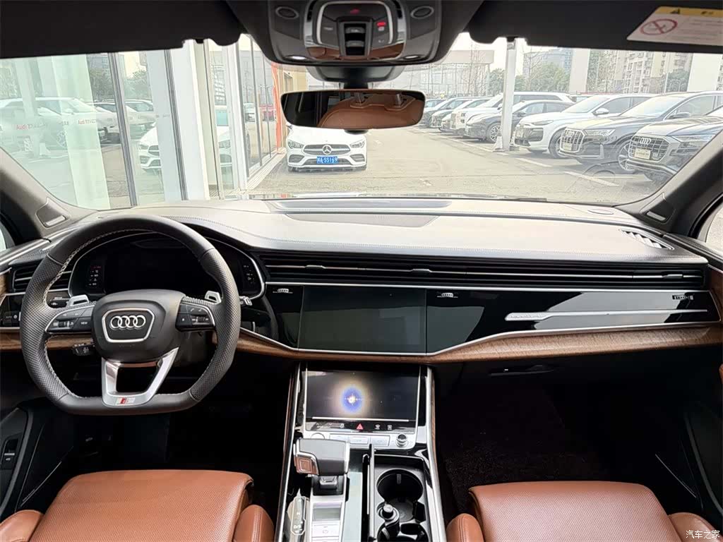 Audi Q7, 2023 6