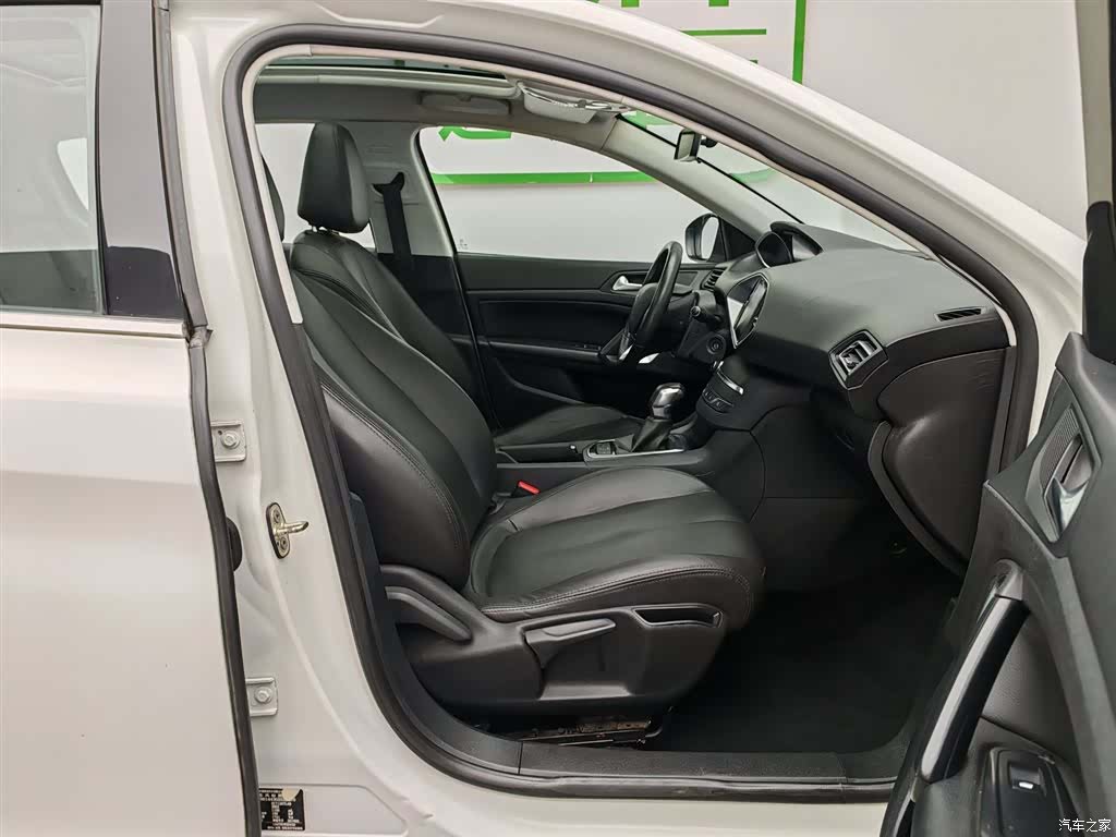 Peugeot 308, 2016 23