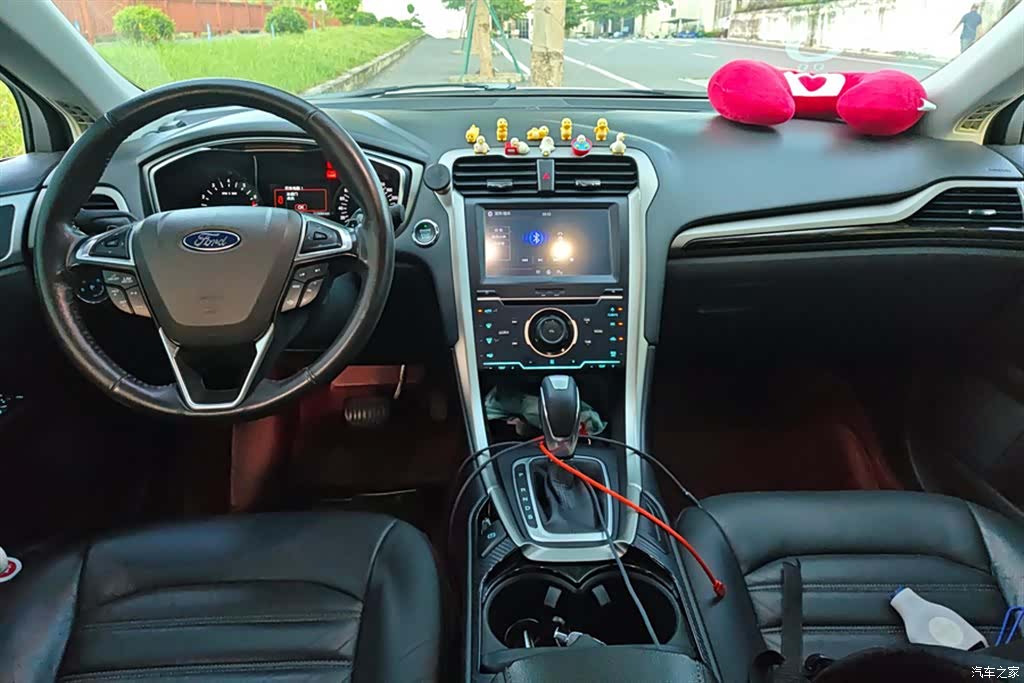 Ford Mondeo, 2015 12