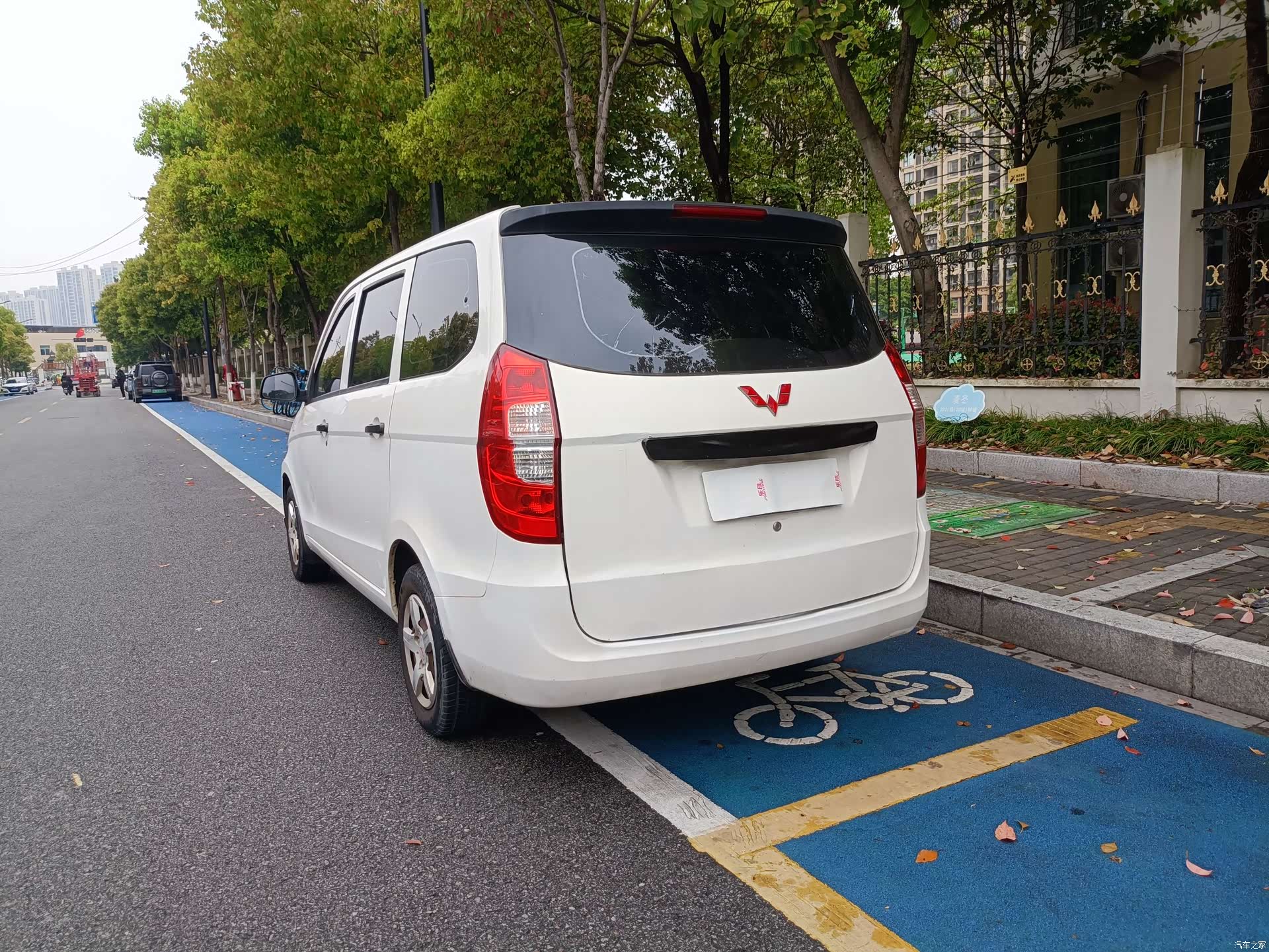 Wuling Hongguang, 2016 4