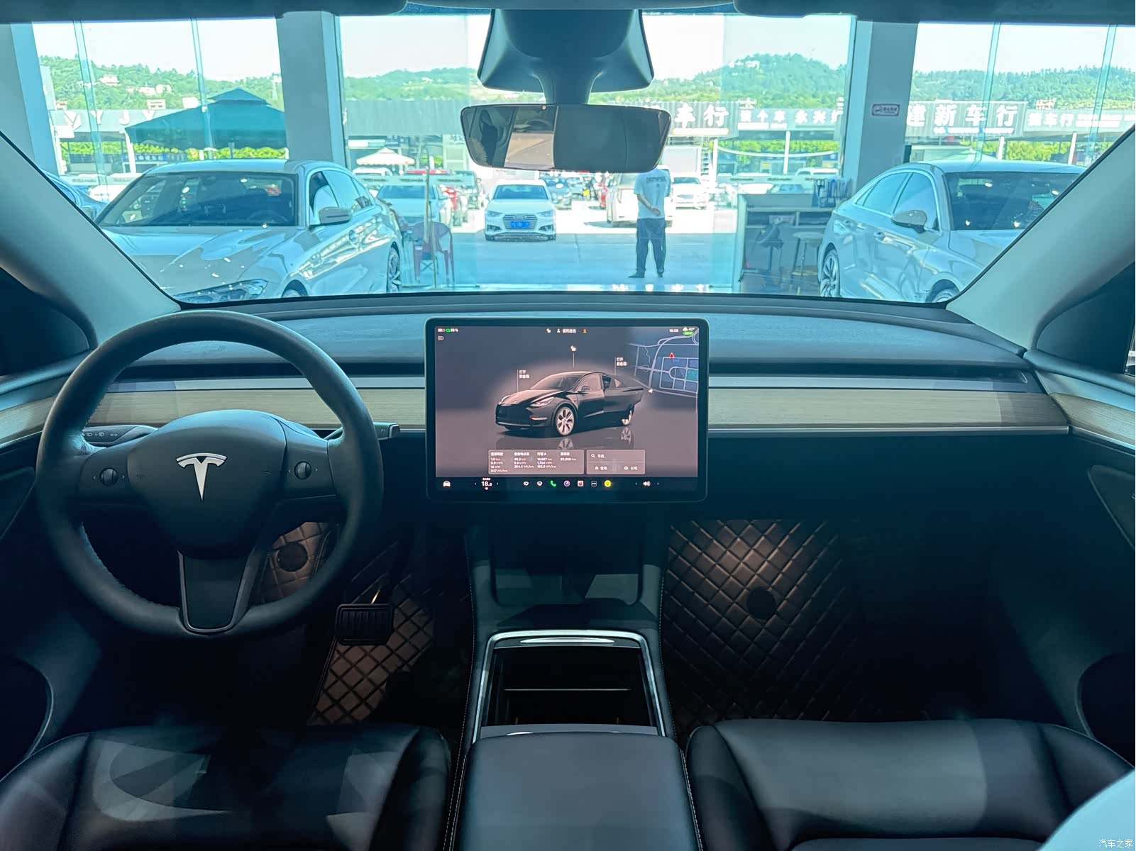 Tesla Model Y, 2022 9