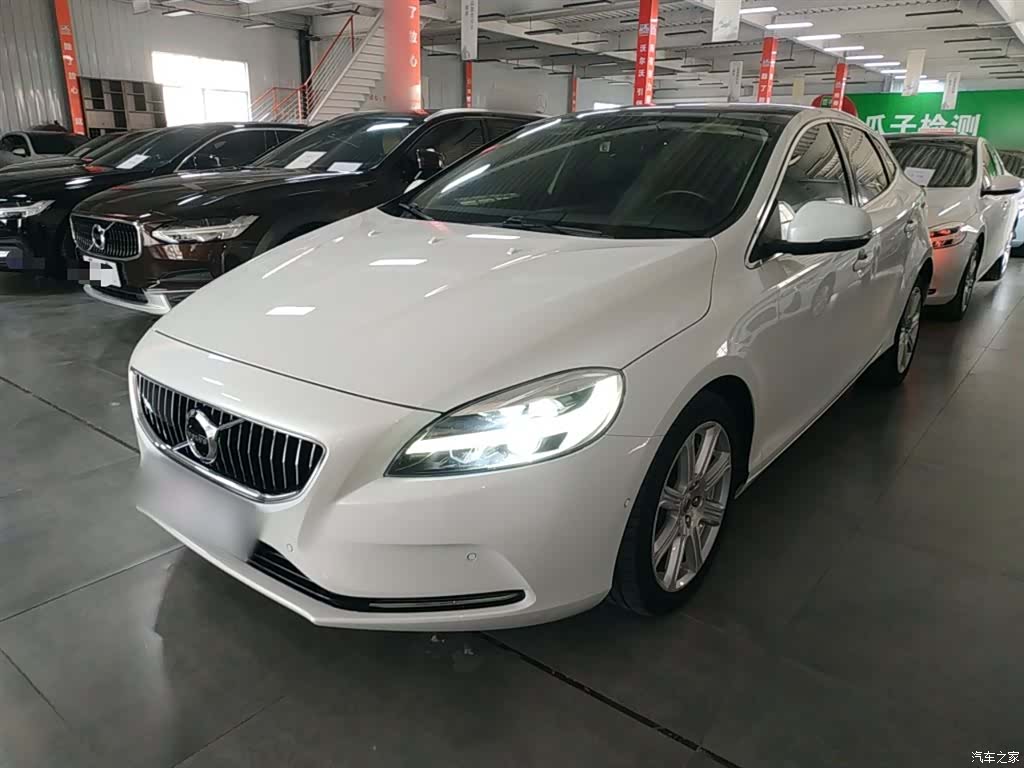 Volvo V40, 2019 2