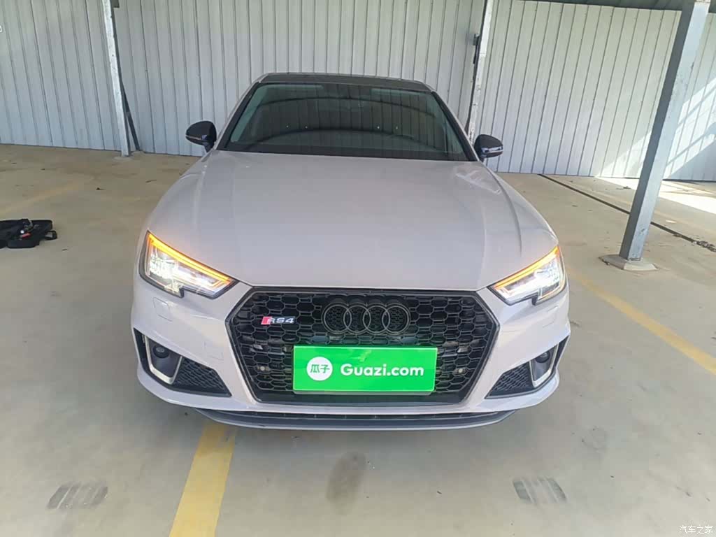 Audi A4L, 2019 3