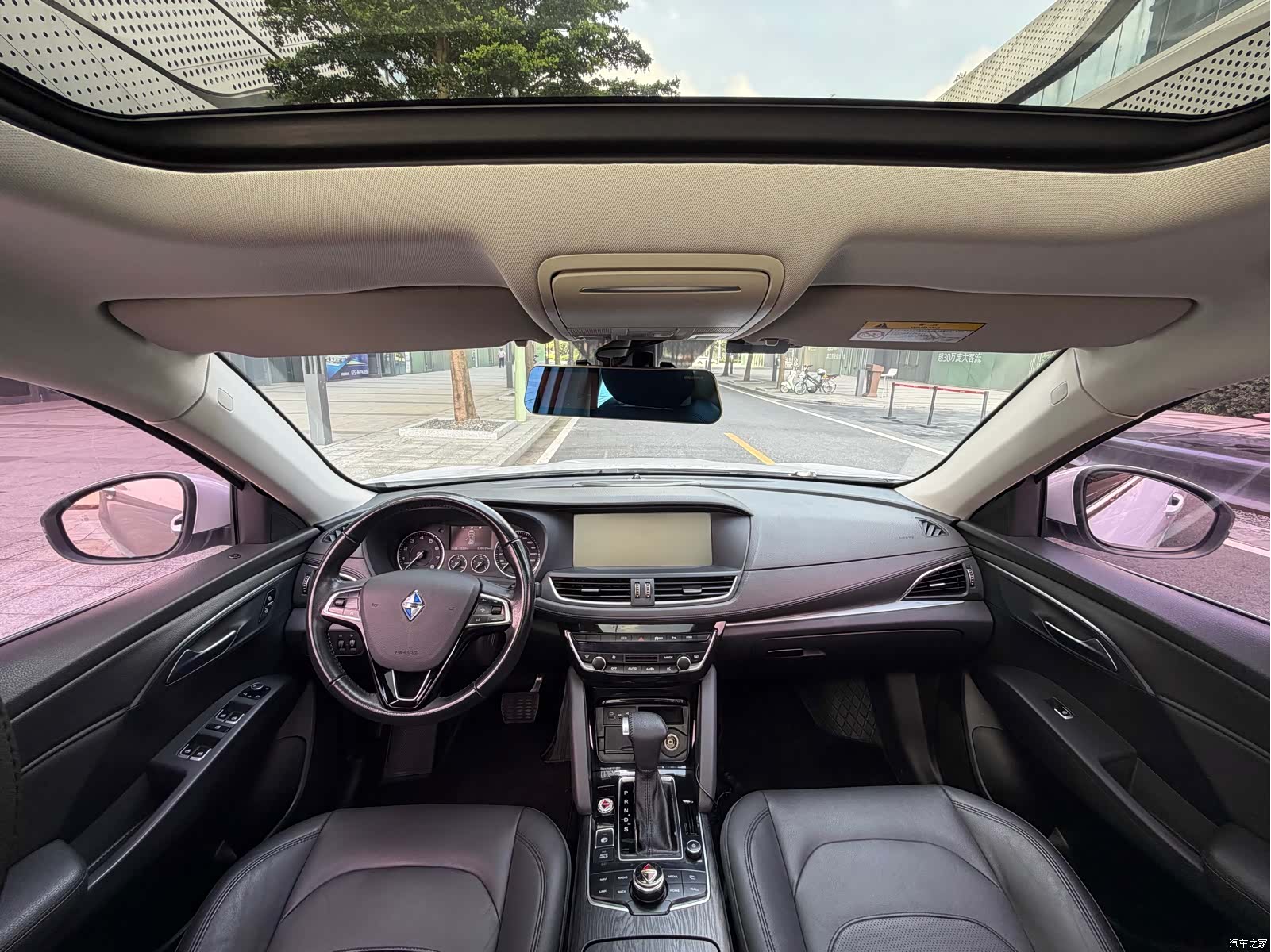 Borgward BX7, 2016 10