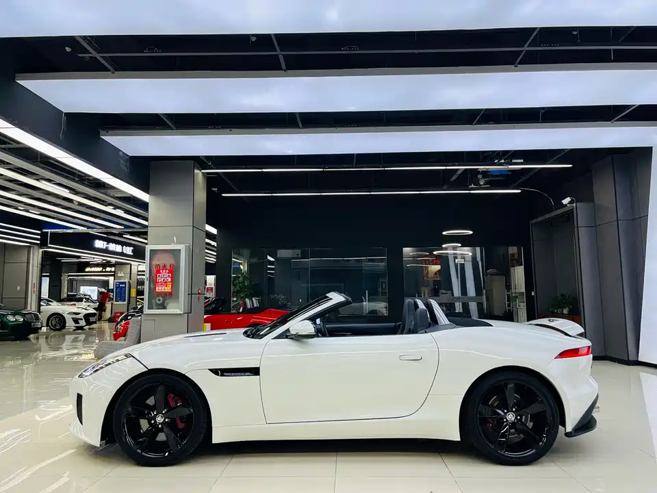 Jaguar F-TYPE
