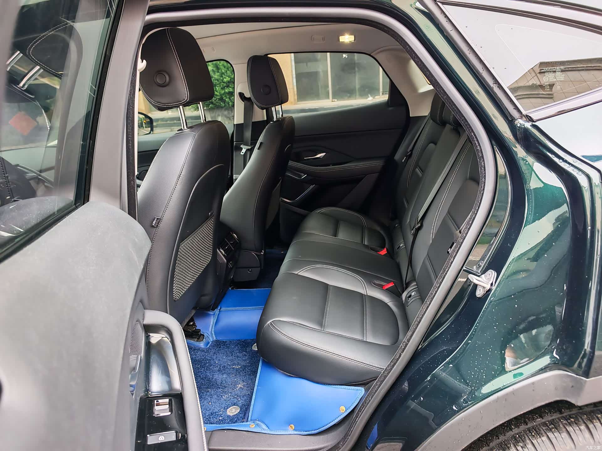 Land Rover E-PACE, 2025 8