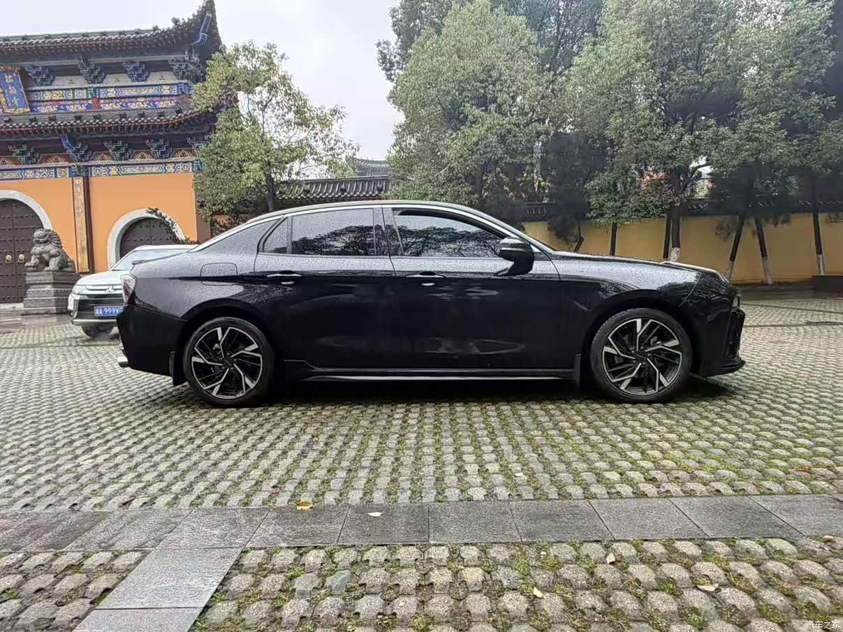 Lynk & Co 02, 2024 все фото