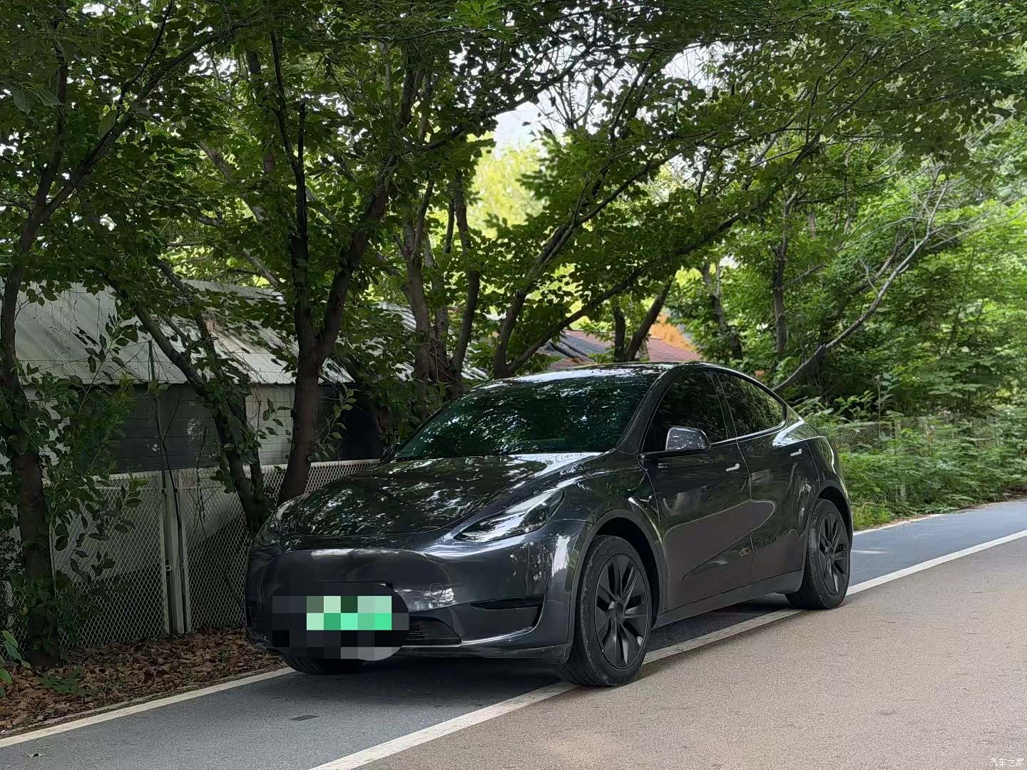 Tesla Model Y, 2024 1