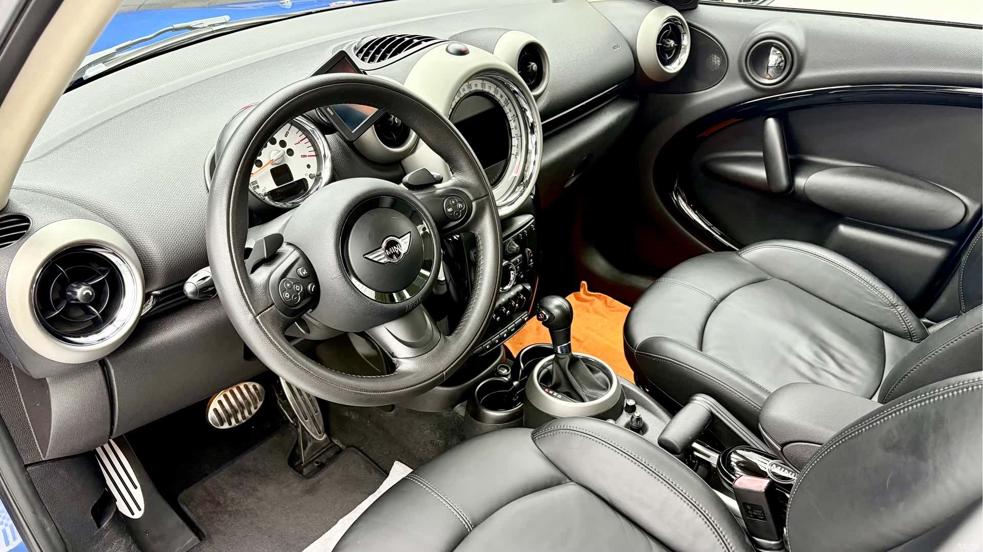 Mini Countryman, 2012 23