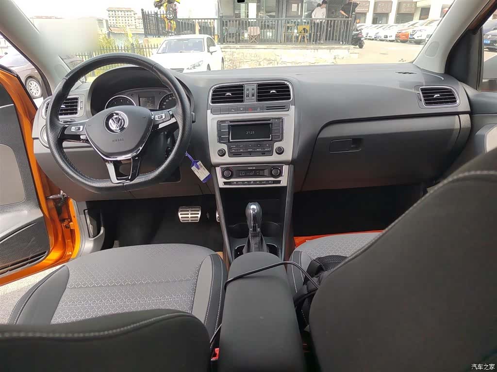Volkswagen Polo, 2016 10