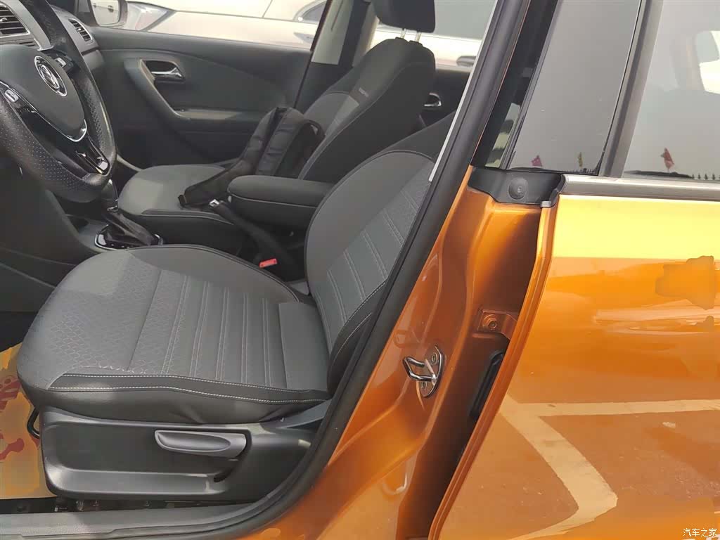 Volkswagen Polo, 2016 15