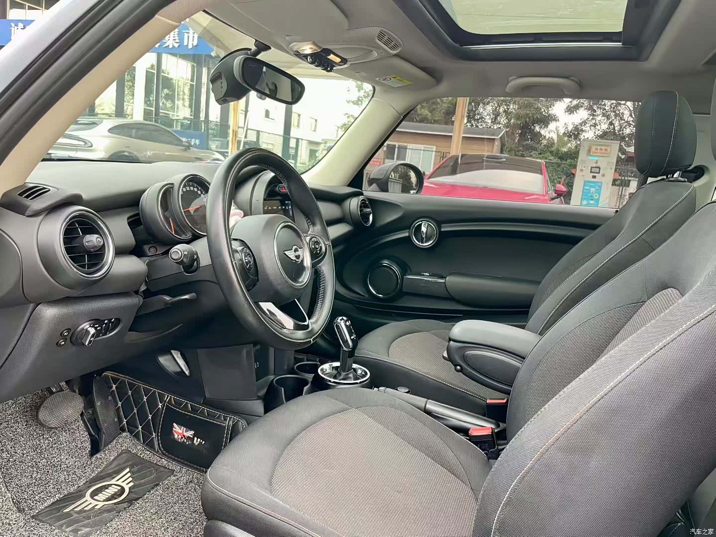 Mini ONE, 2018 7
