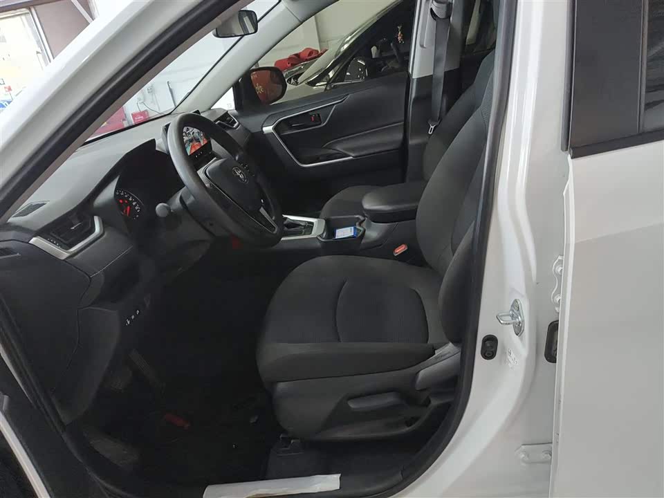 Toyota RAV4 Rongfang