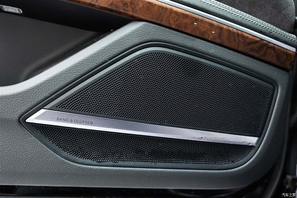 Audi A8L, 2020 14