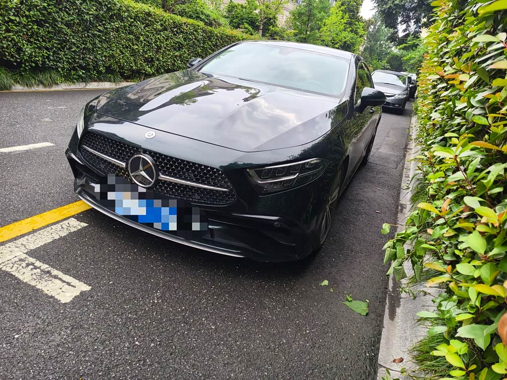Mercedes-Benz CLS