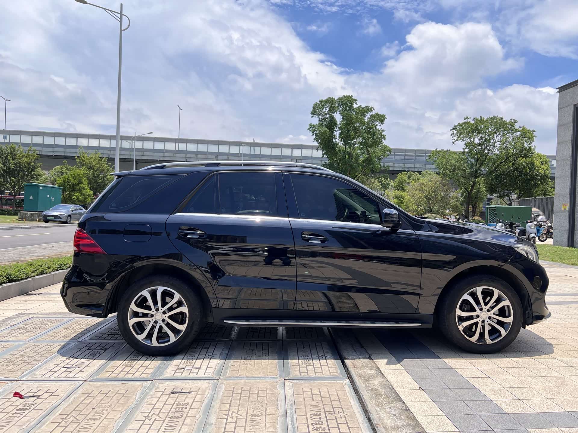 Mercedes-Benz GLE, 2017 все фото