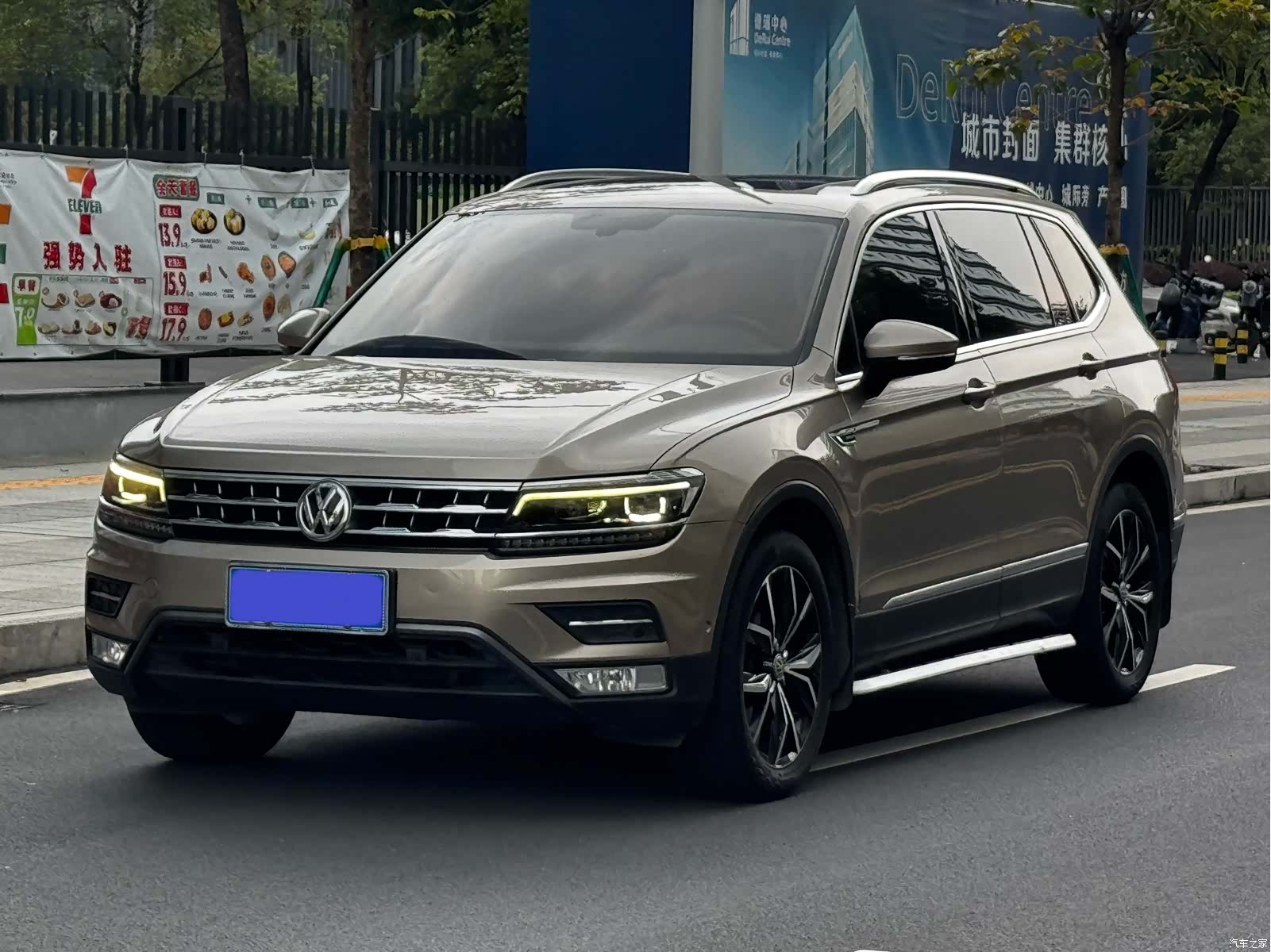 Volkswagen Tiguan L, 2017 1