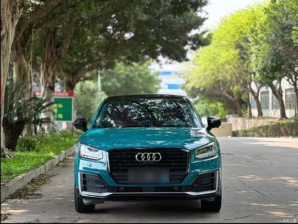 Audi Q2L, 2020 8