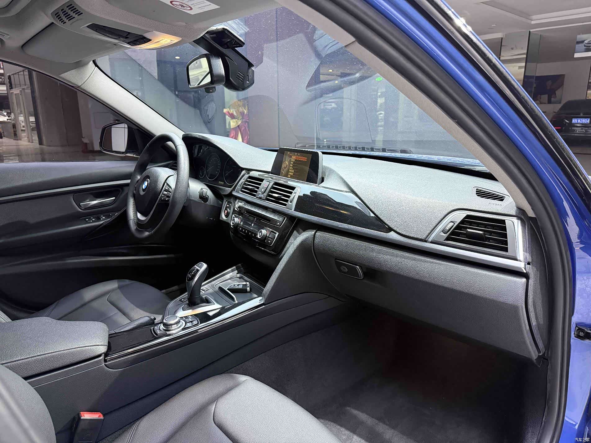 BMW 3 Series, 2017 11