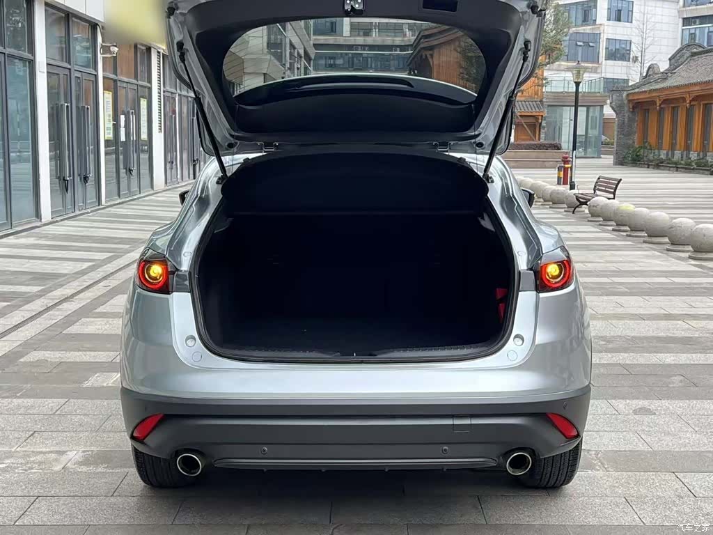 Mazda CX-4, 2021 19